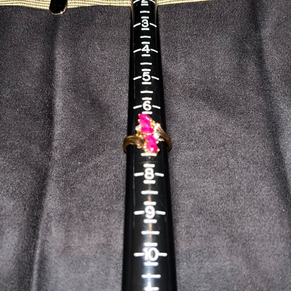 This Created Lab Diamond Ring Beautiful Clear, Pi… - image 3